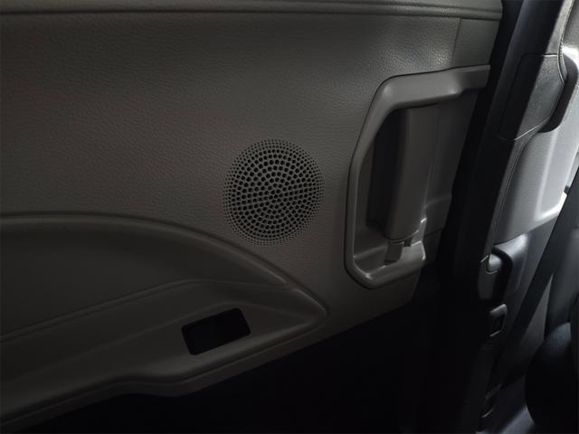 used 2022 Toyota Sienna car, priced at $33,752