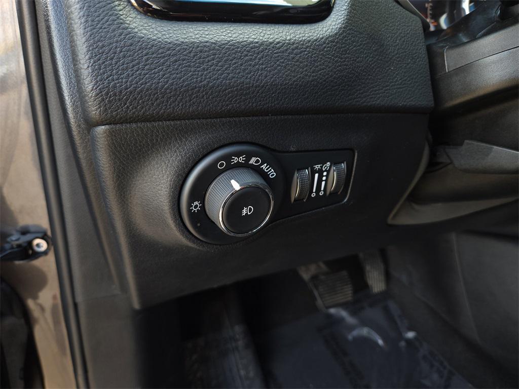 used 2019 Jeep Compass car, priced at $14,487