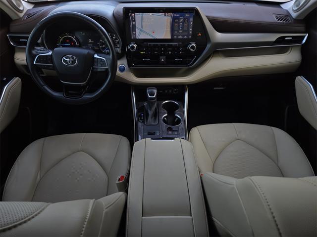 used 2021 Toyota Highlander Hybrid car, priced at $40,435