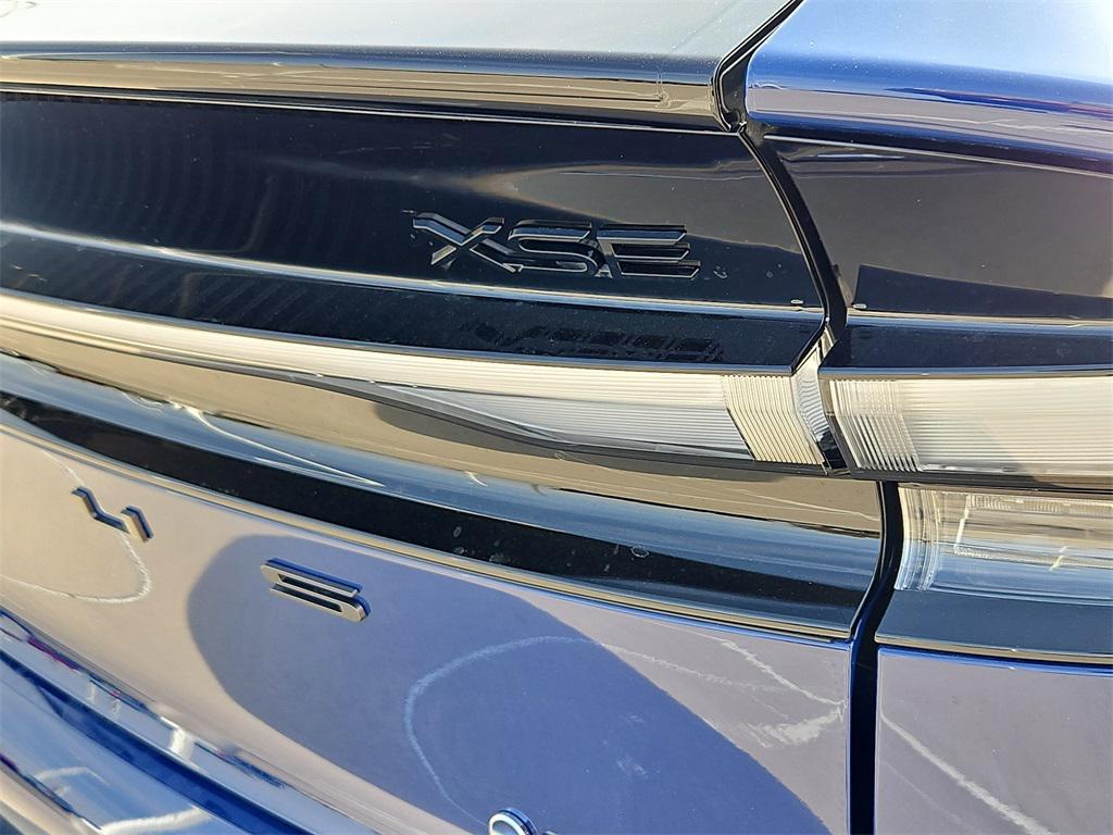 new 2025 Toyota Prius Plug-In Hybrid car, priced at $40,083