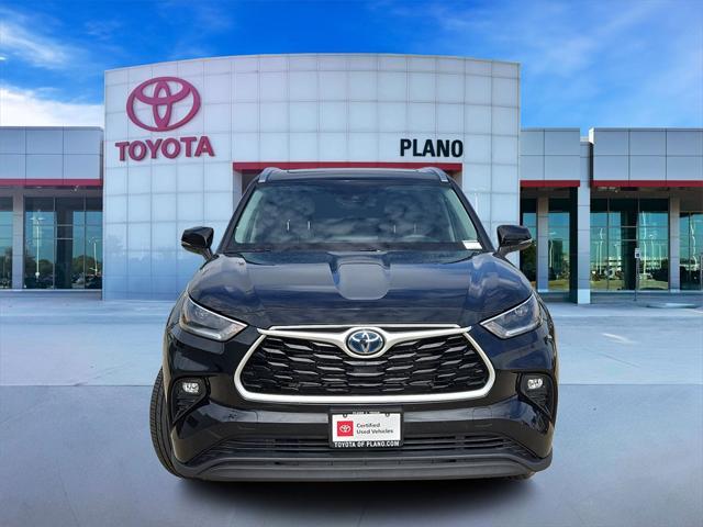 used 2021 Toyota Highlander Hybrid car, priced at $37,415