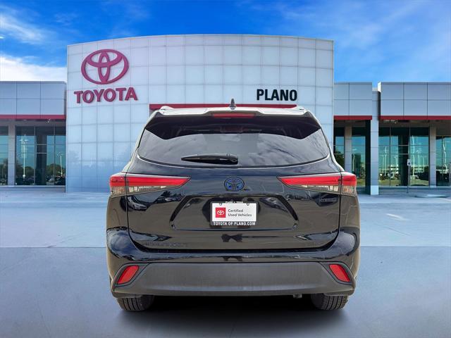 used 2021 Toyota Highlander Hybrid car, priced at $37,415