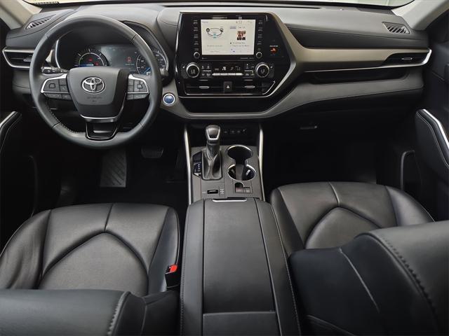 used 2021 Toyota Highlander Hybrid car, priced at $37,415