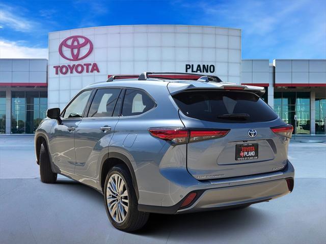 used 2023 Toyota Highlander Hybrid car, priced at $48,688