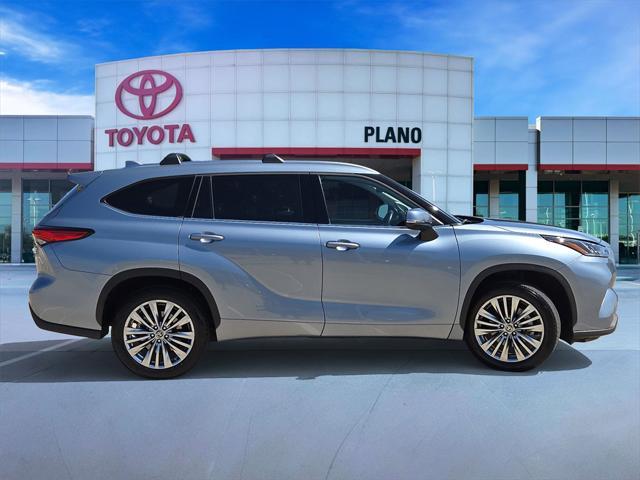 used 2023 Toyota Highlander Hybrid car, priced at $48,688
