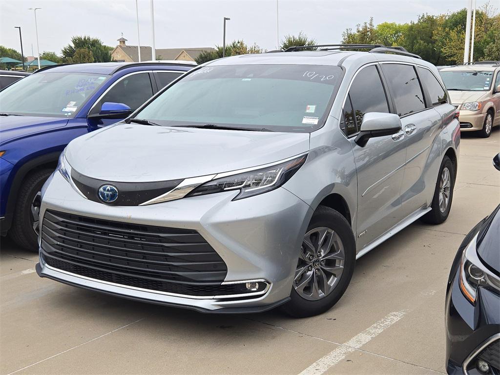 used 2021 Toyota Sienna car, priced at $29,991