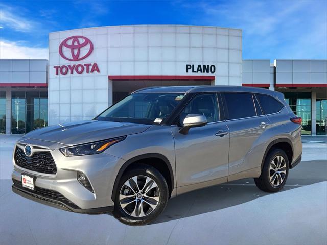 used 2023 Toyota Highlander Hybrid car, priced at $41,608