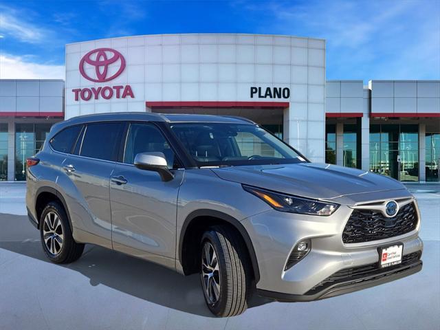 used 2023 Toyota Highlander Hybrid car, priced at $41,608