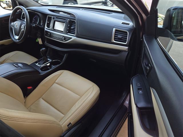 used 2019 Toyota Highlander car, priced at $24,255