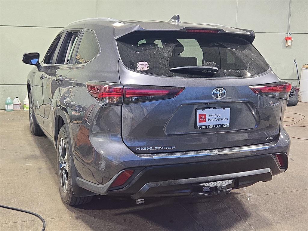 used 2025 Toyota Highlander Hybrid car, priced at $48,288