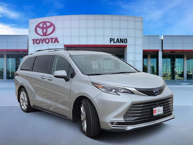 used 2023 Toyota Sienna car, priced at $53,973