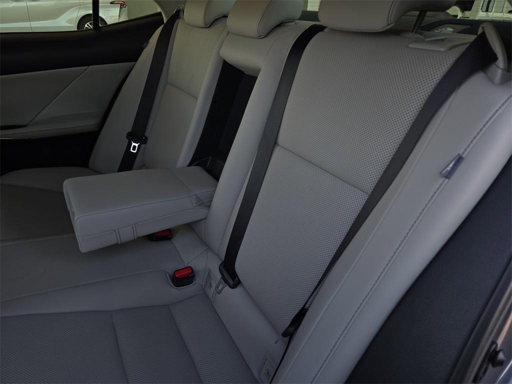 used 2014 Lexus IS 250 car, priced at $17,985