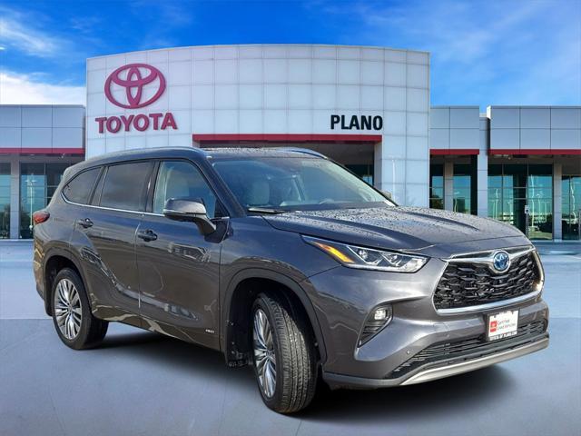 used 2023 Toyota Highlander Hybrid car, priced at $51,458