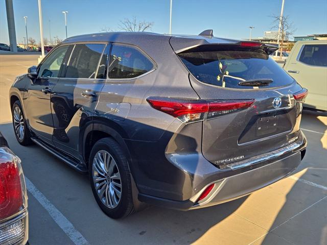 used 2023 Toyota Highlander Hybrid car, priced at $52,459