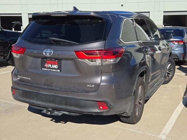 used 2017 Toyota Highlander car, priced at $21,908