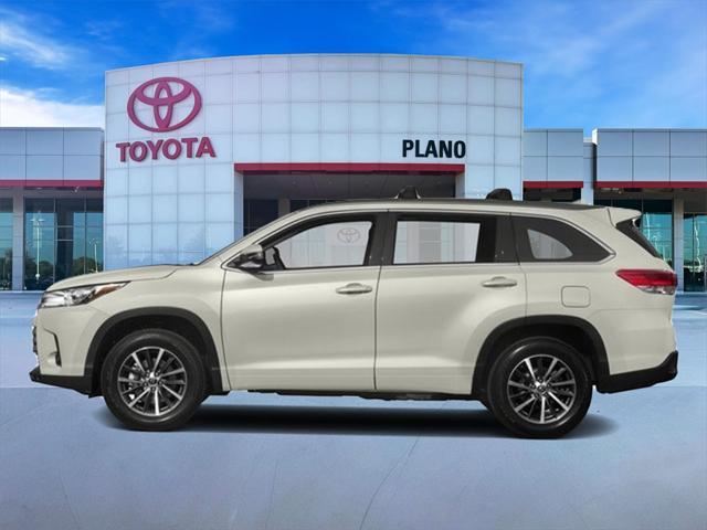 used 2017 Toyota Highlander car, priced at $21,908