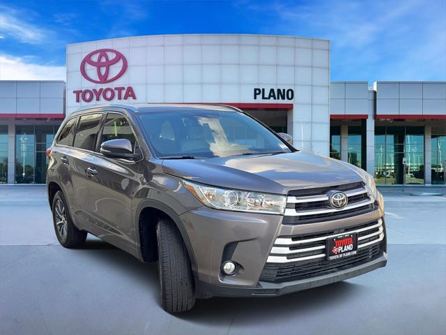 used 2017 Toyota Highlander car, priced at $19,461