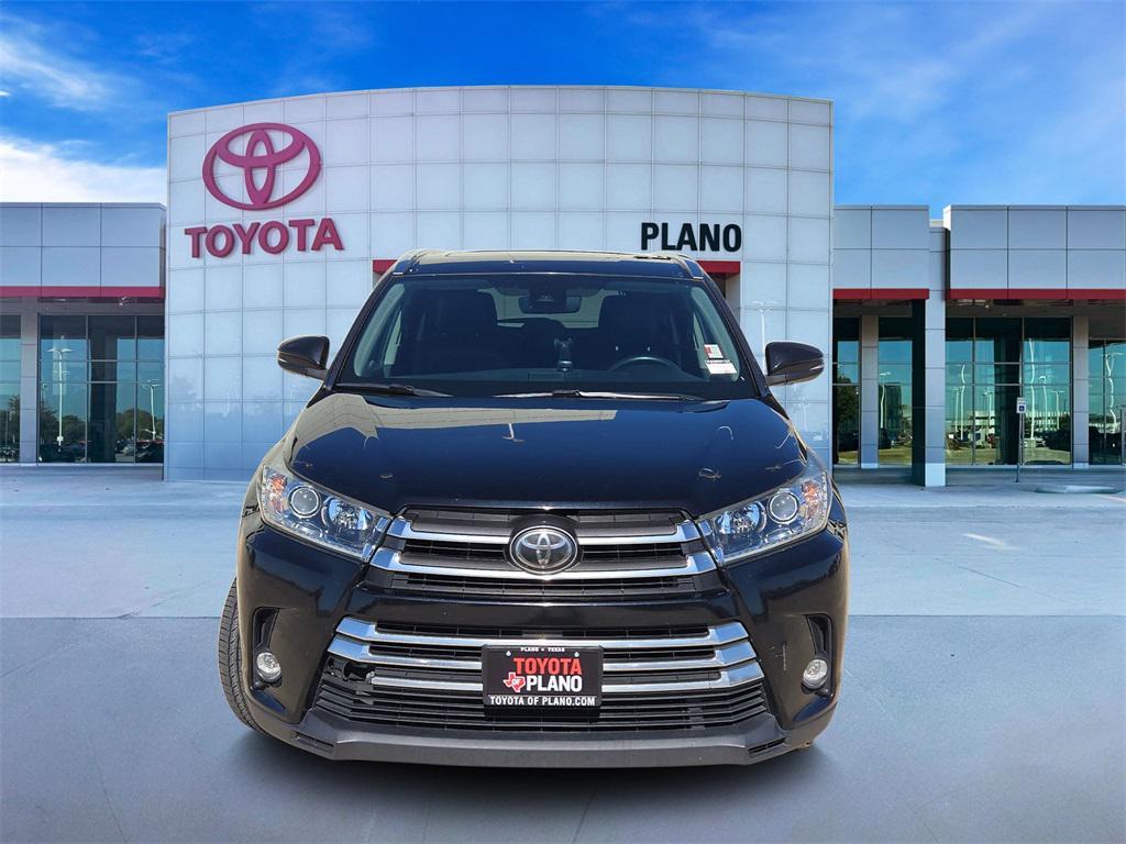 used 2019 Toyota Highlander car, priced at $19,426