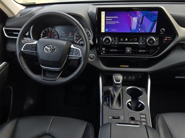 used 2023 Toyota Highlander car, priced at $41,361