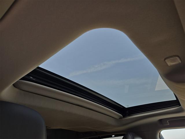 used 2023 Toyota Highlander car, priced at $41,361