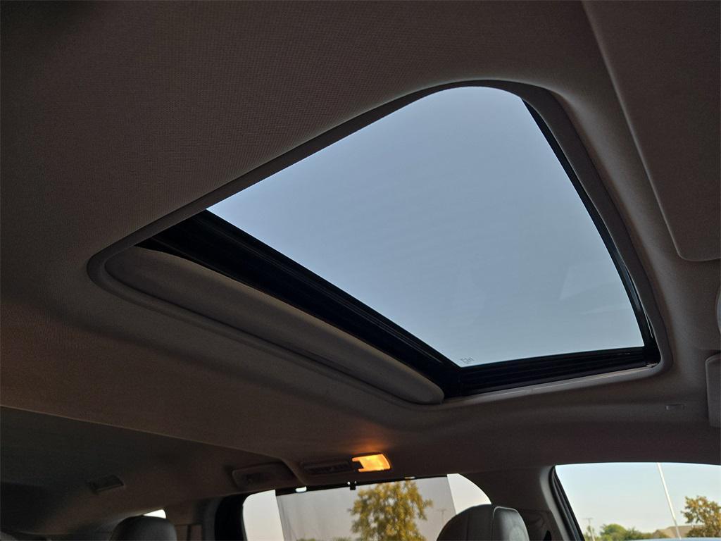 used 2023 Toyota Sienna car, priced at $40,977