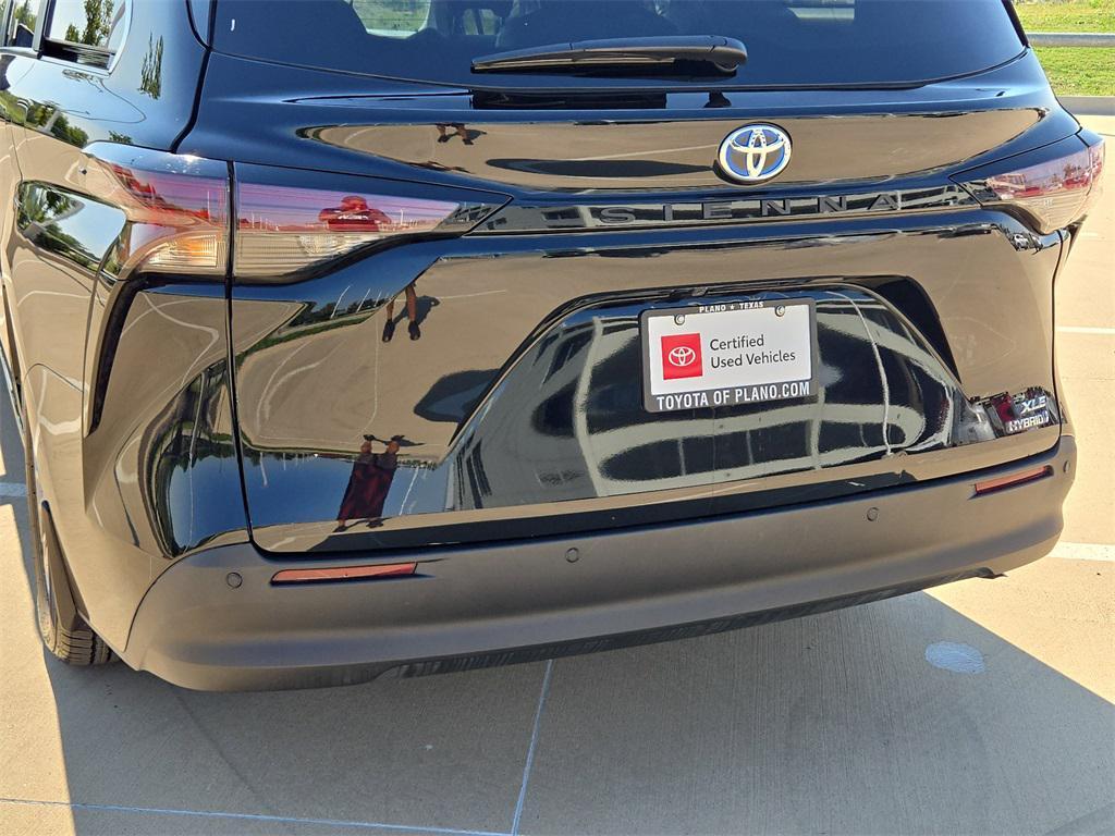 used 2023 Toyota Sienna car, priced at $40,977