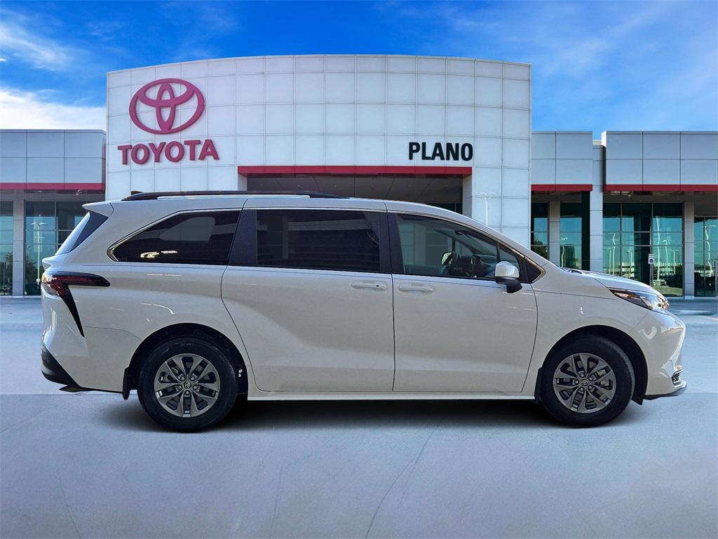 used 2025 Toyota Sienna car, priced at $41,909