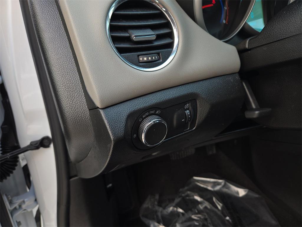 used 2016 Chevrolet Cruze Limited car, priced at $10,276