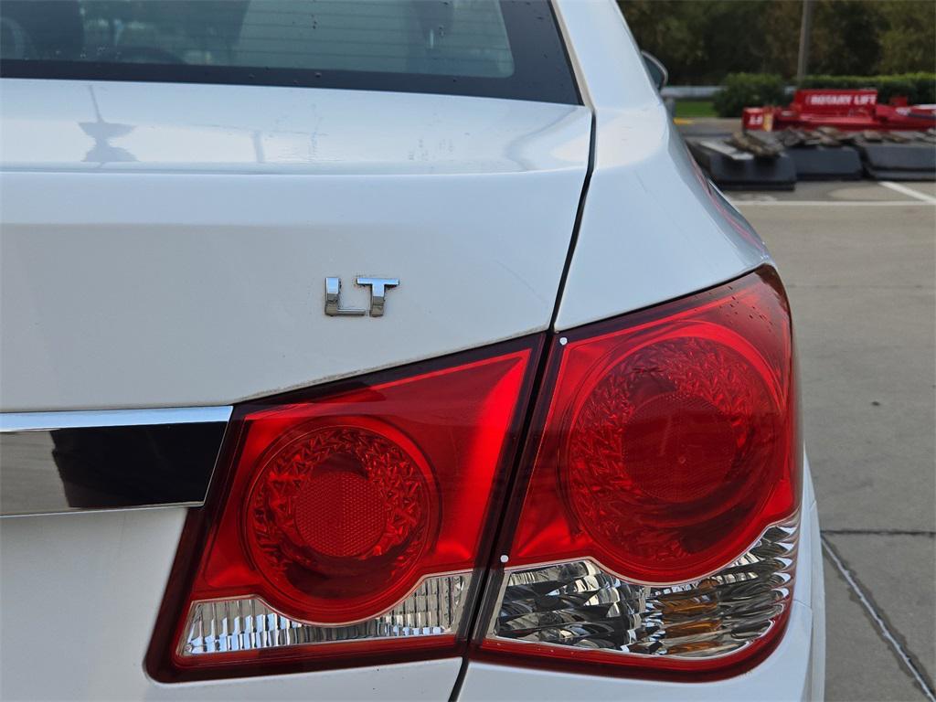 used 2016 Chevrolet Cruze Limited car, priced at $10,276