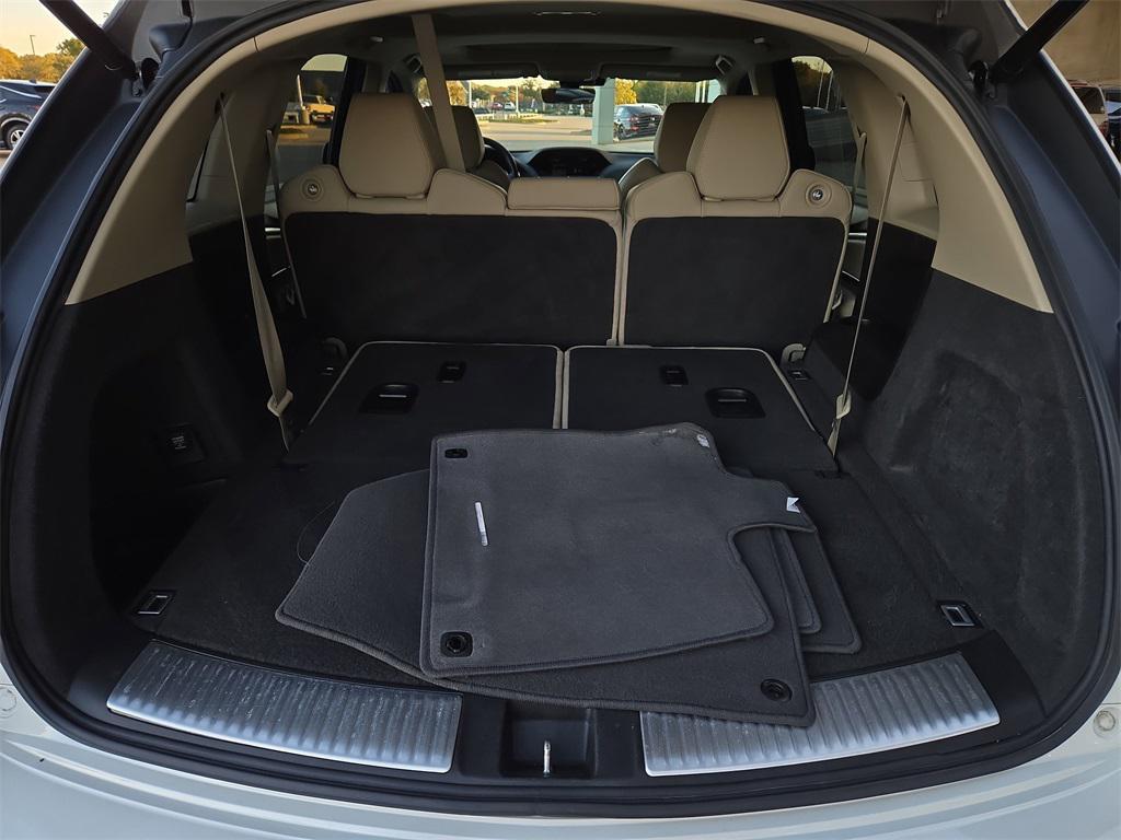 used 2018 Acura MDX car, priced at $18,901