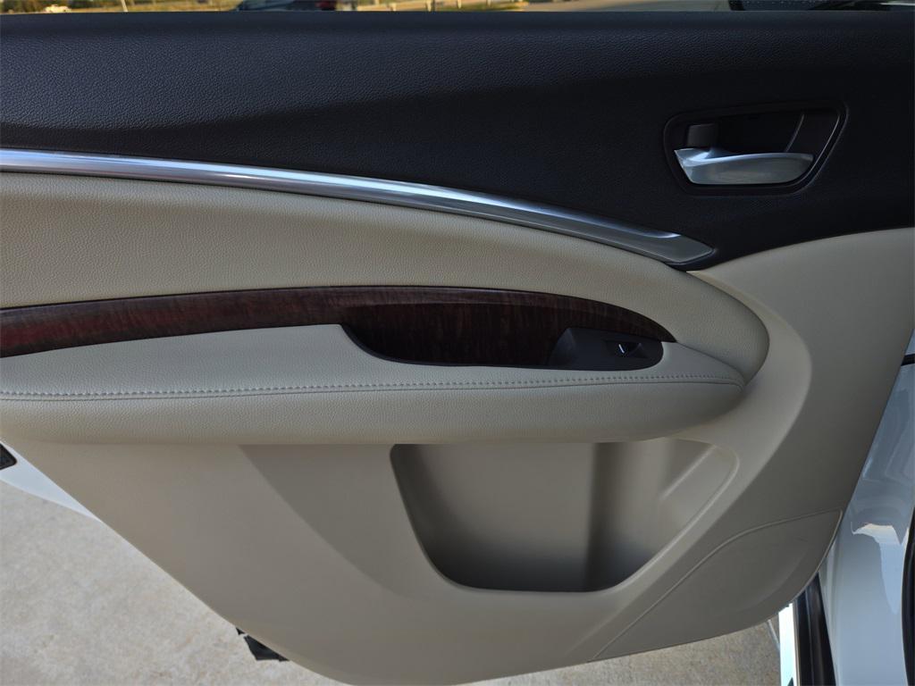 used 2018 Acura MDX car, priced at $18,901