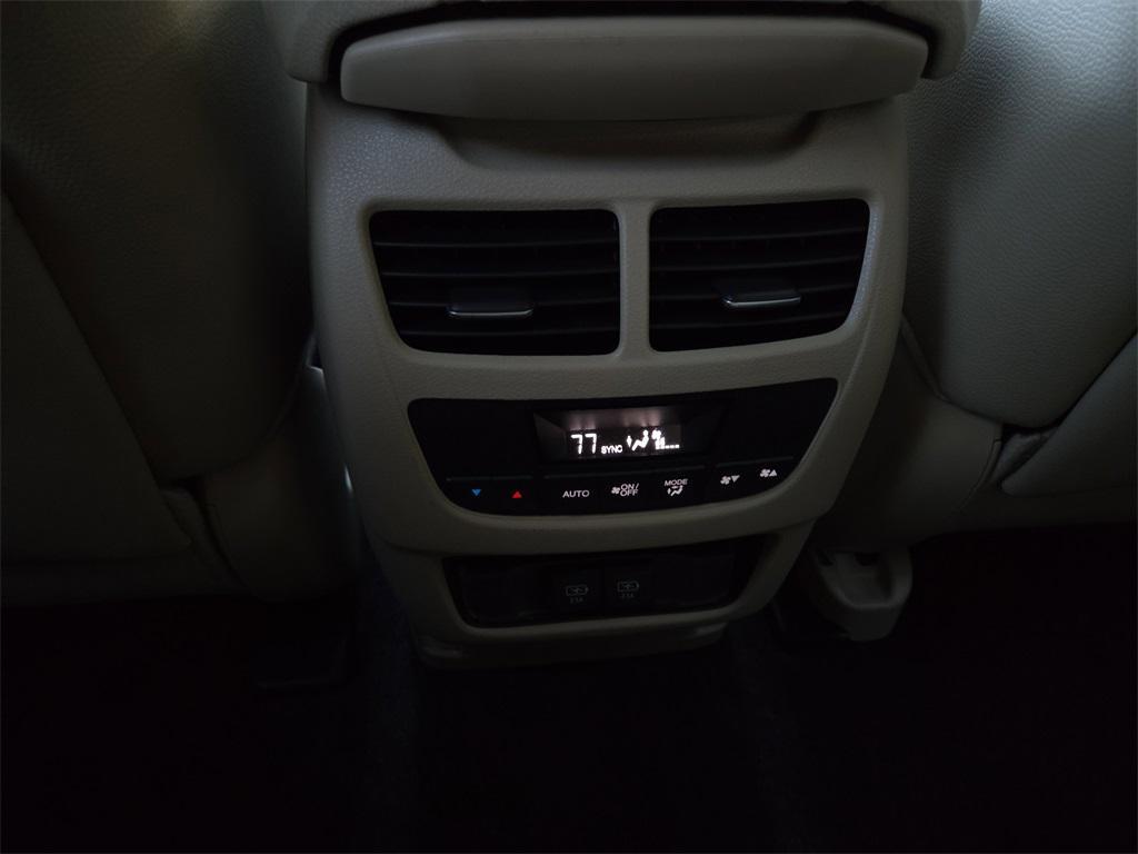 used 2018 Acura MDX car, priced at $18,901