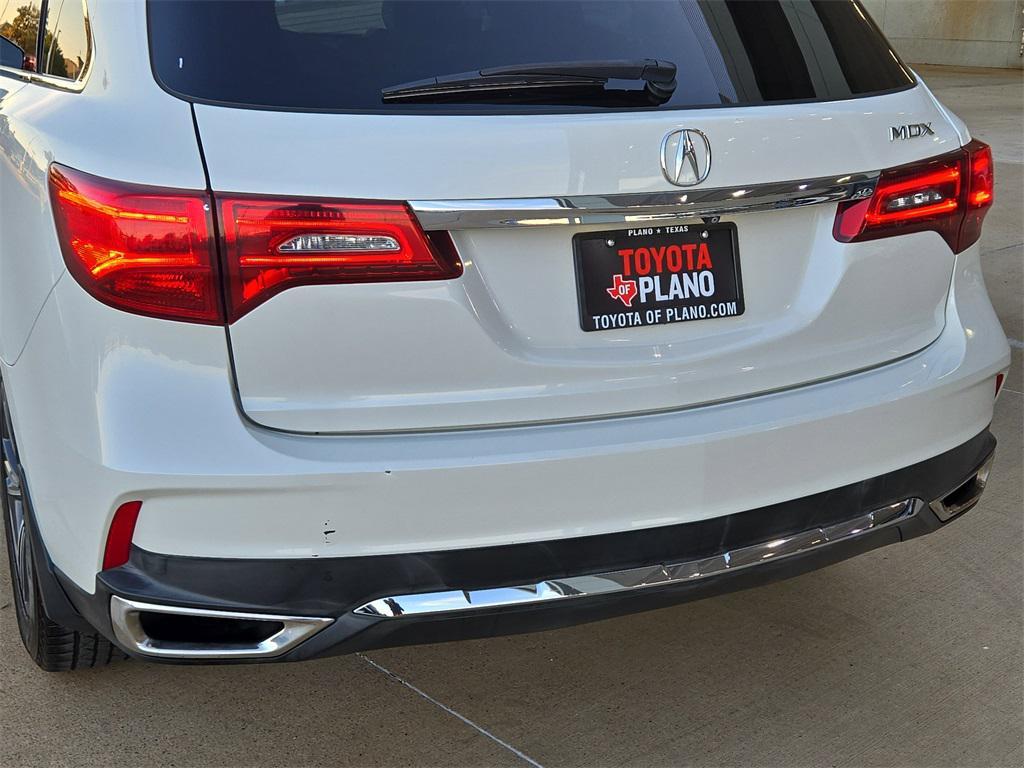 used 2018 Acura MDX car, priced at $18,901