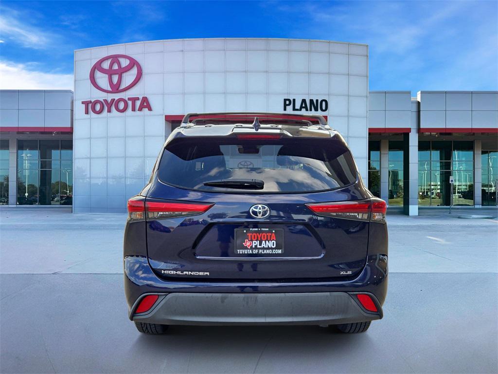 used 2020 Toyota Highlander car, priced at $24,991