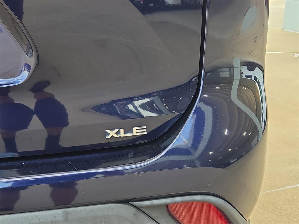 used 2020 Toyota Highlander car, priced at $24,991