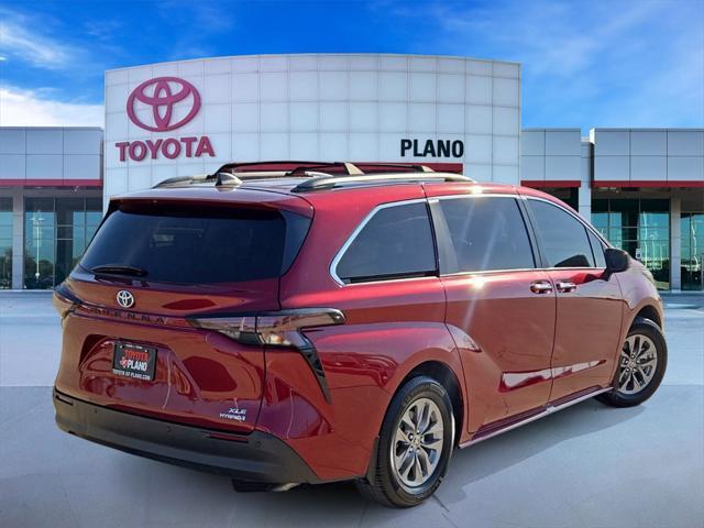 used 2023 Toyota Sienna car, priced at $38,407