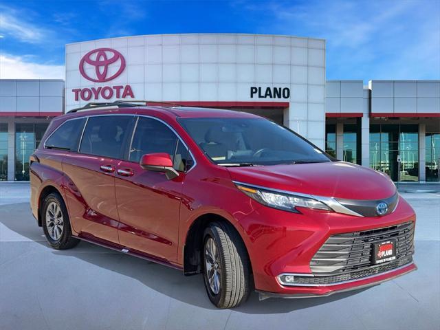 used 2023 Toyota Sienna car, priced at $38,407