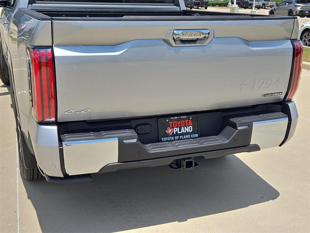new 2025 Toyota Tundra Hybrid car, priced at $78,076