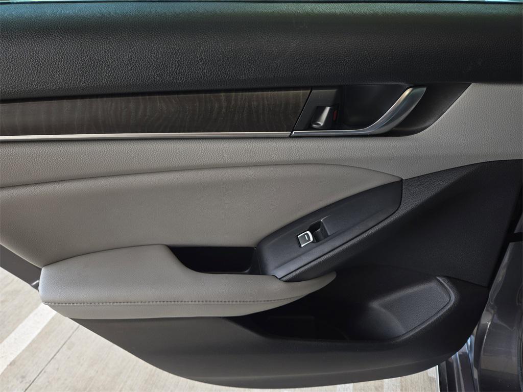 used 2020 Honda Accord Hybrid car, priced at $21,979