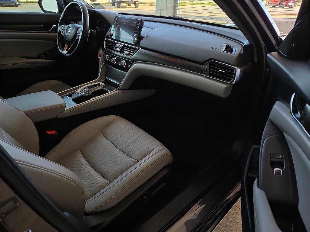 used 2020 Honda Accord Hybrid car, priced at $21,979