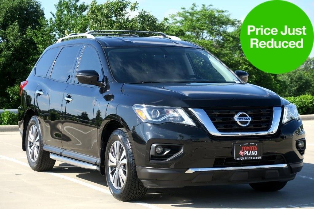 used 2020 Nissan Pathfinder car, priced at $19,885