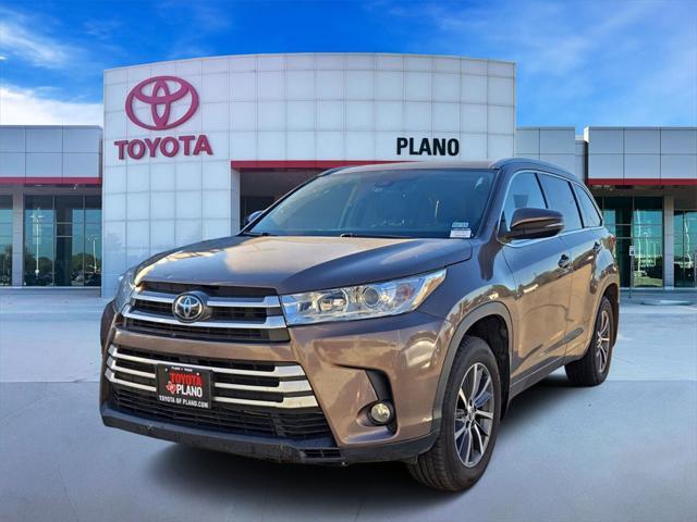 used 2018 Toyota Highlander car, priced at $18,209