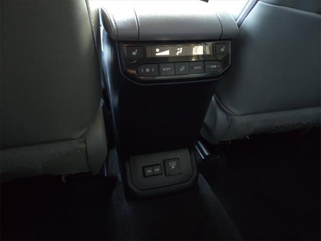 used 2023 Toyota Highlander Hybrid car, priced at $49,991