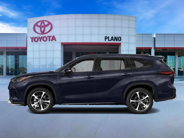 used 2022 Toyota Highlander car, priced at $39,491