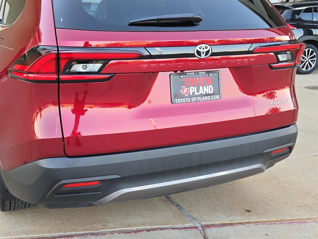 used 2025 Toyota Grand Highlander car, priced at $49,460
