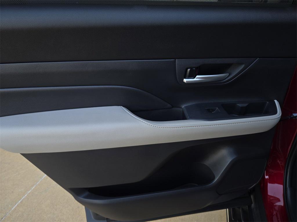 used 2025 Toyota Grand Highlander car, priced at $49,460