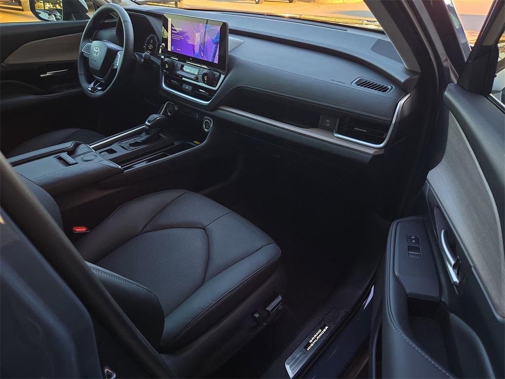 used 2026 Toyota Grand Highlander Hybrid car, priced at $57,985