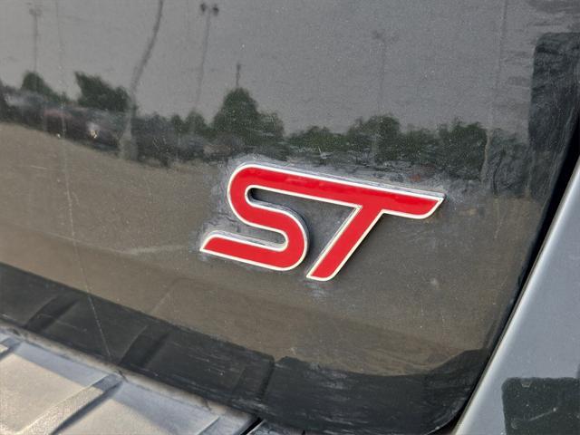 used 2022 Ford Explorer car, priced at $36,444