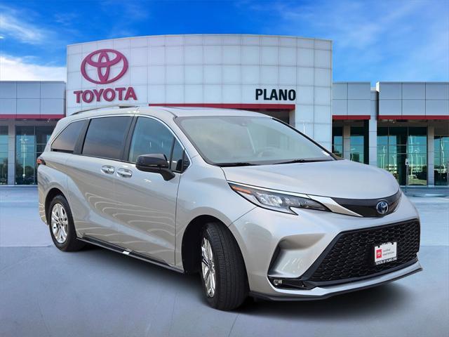 used 2023 Toyota Sienna car, priced at $49,291