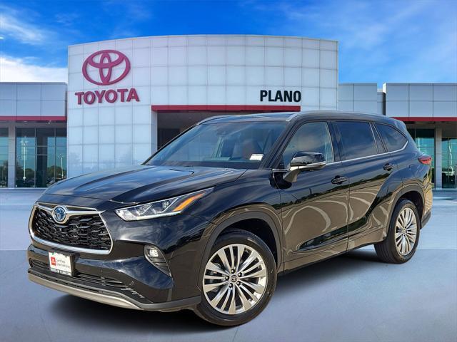 used 2023 Toyota Highlander Hybrid car, priced at $49,585